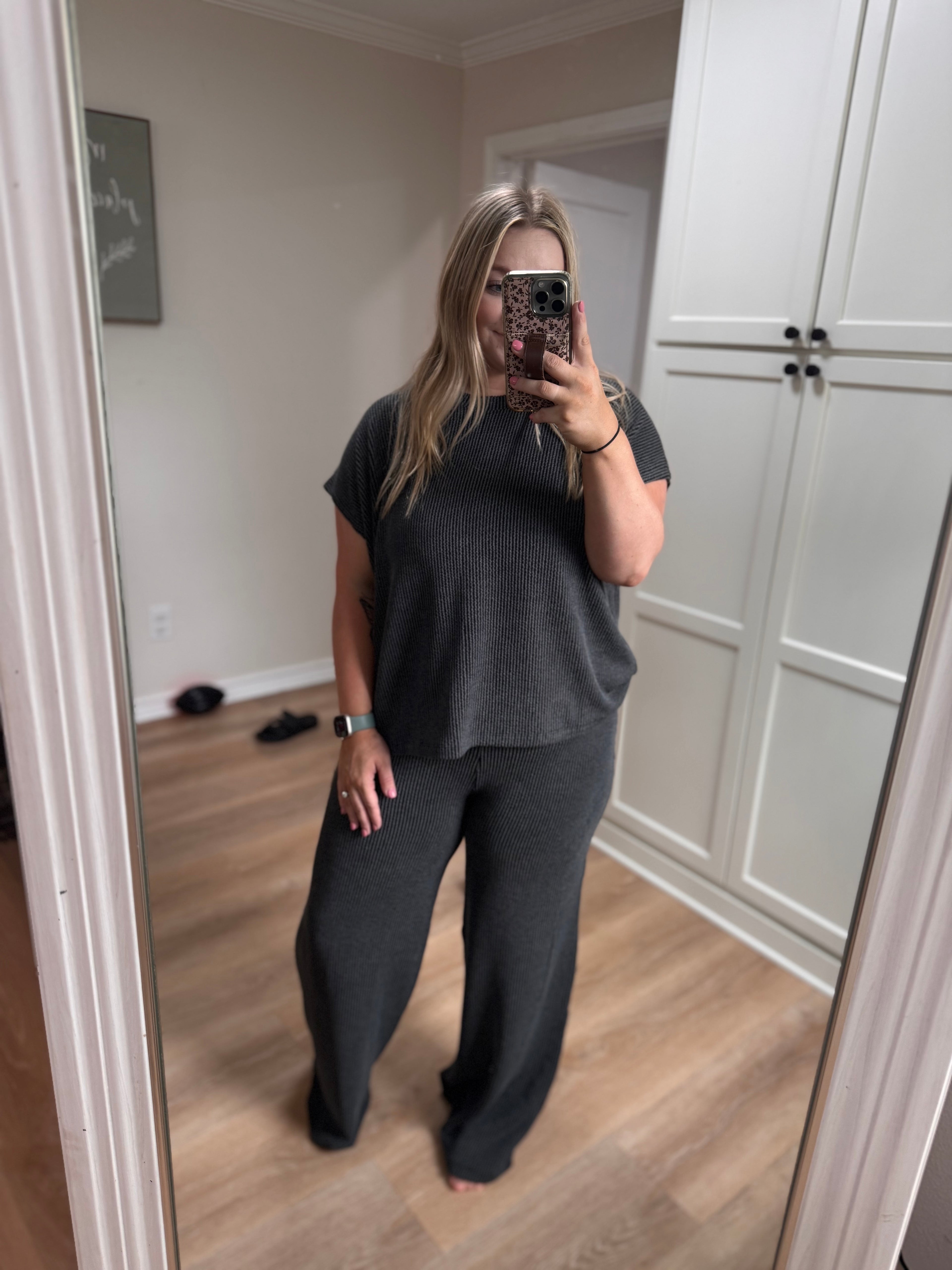 Serenity Lounge Set in Charcoal