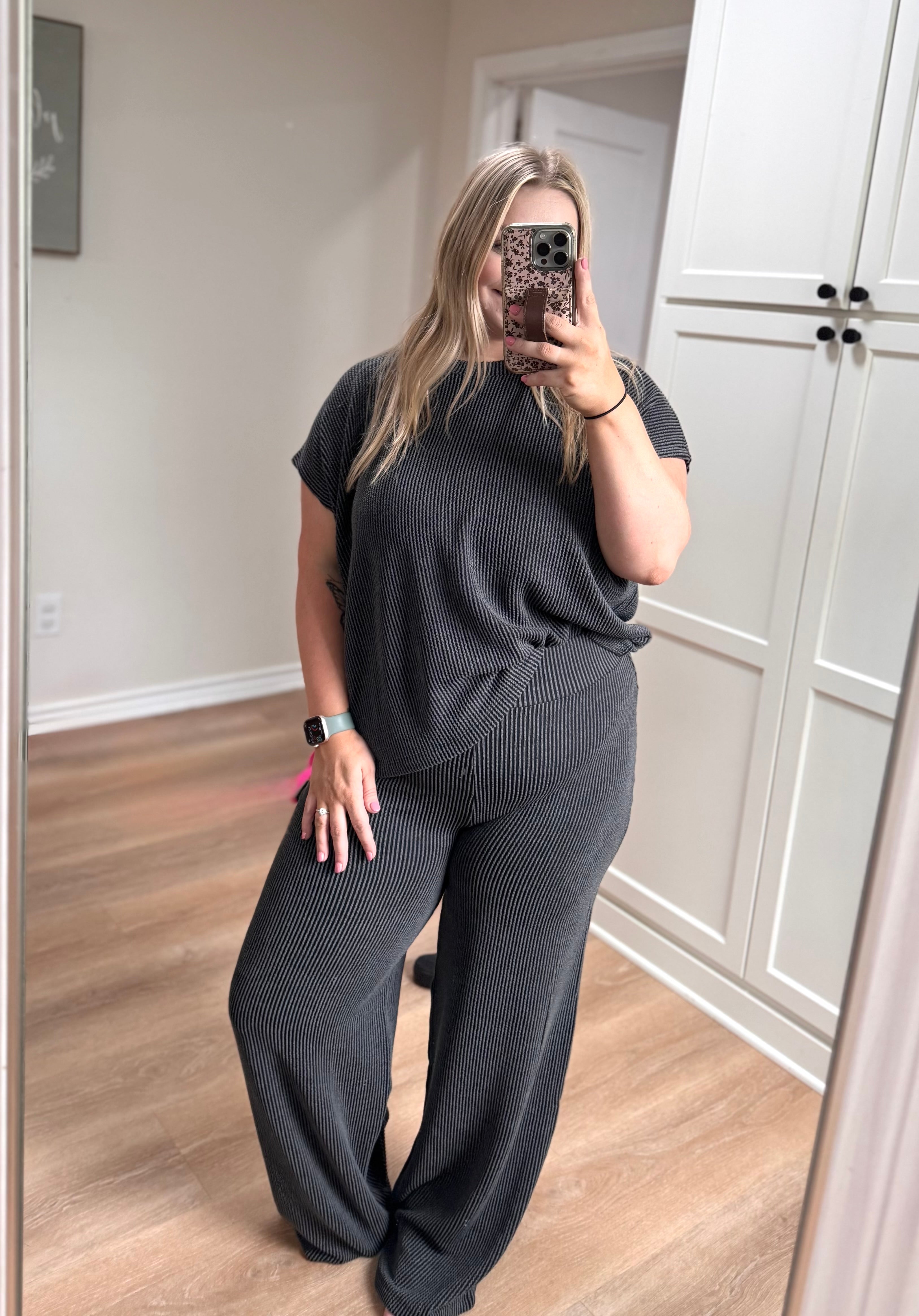 Serenity Lounge Set in Charcoal